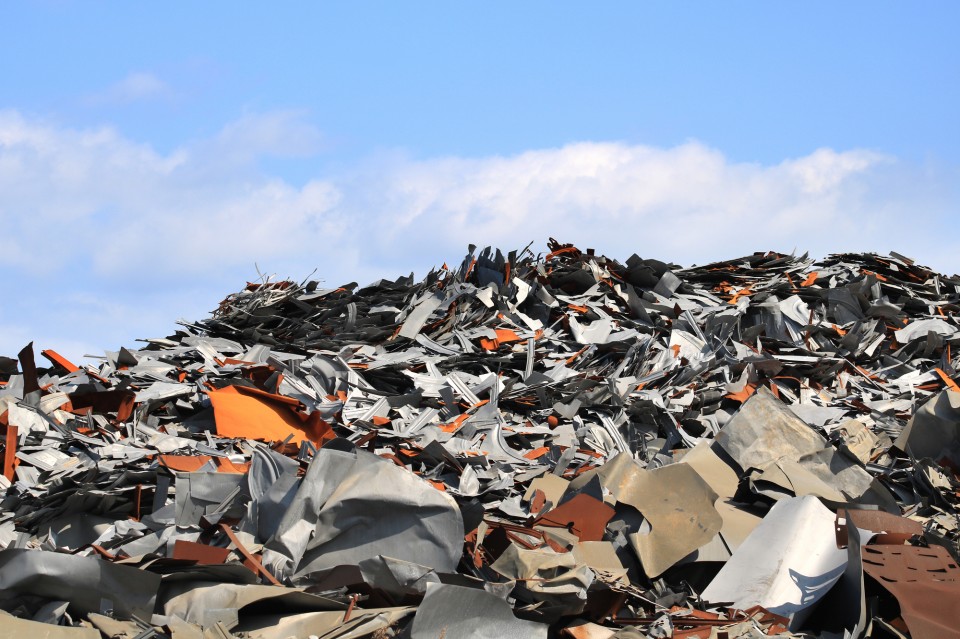 pixta_75899113_M-960x639